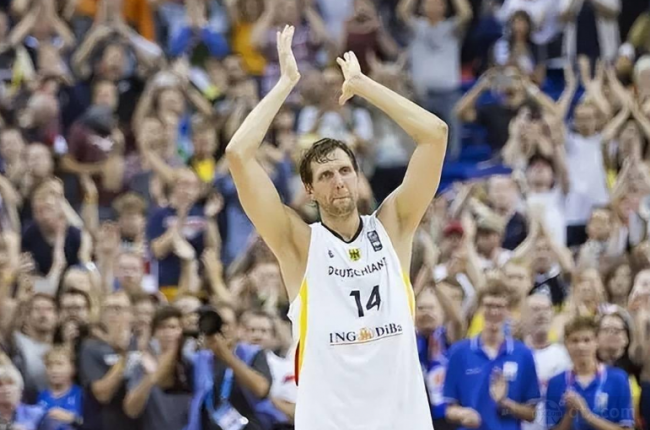 球員即將完 球員即將完