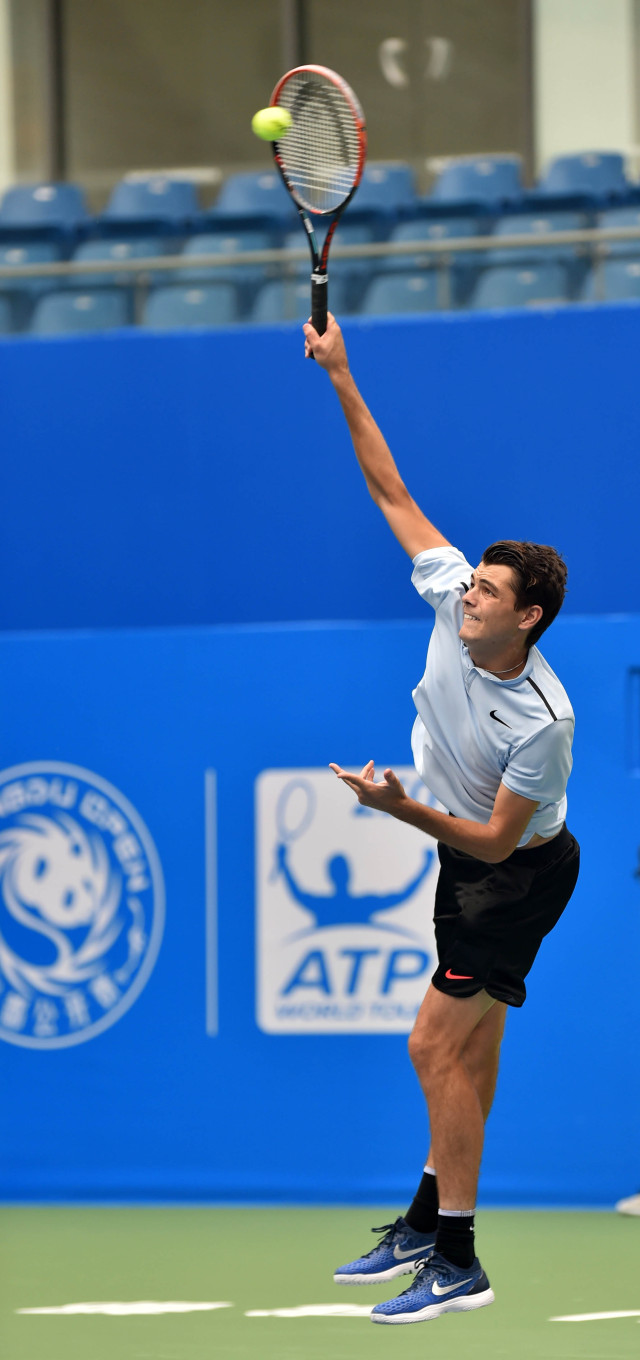 也展现了张 也展现了张