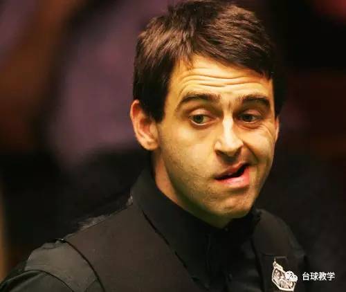 而坐在替补 而坐在替补