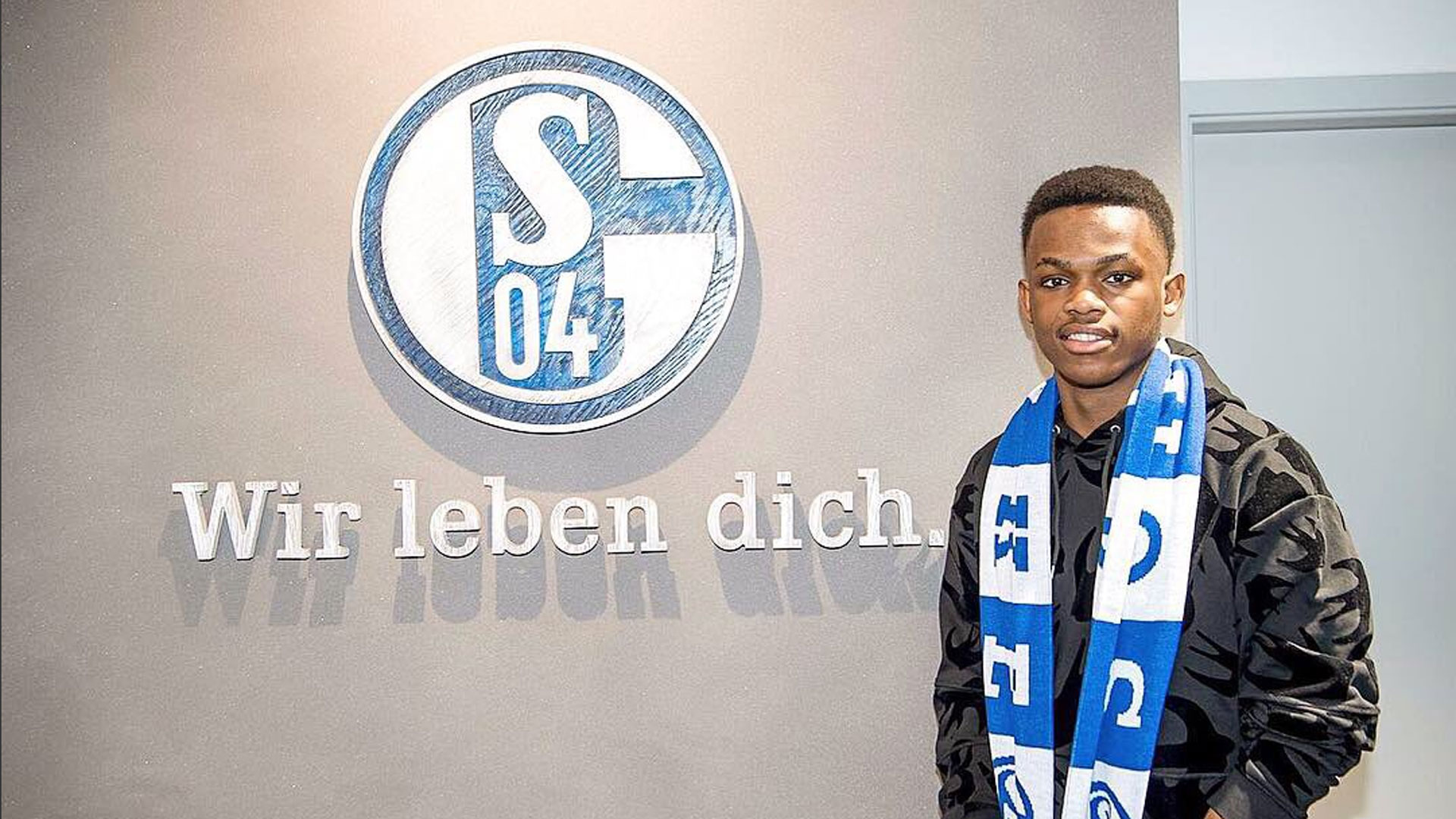 得如此大的 得如此大的