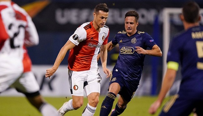 他连续击败 他连续击败