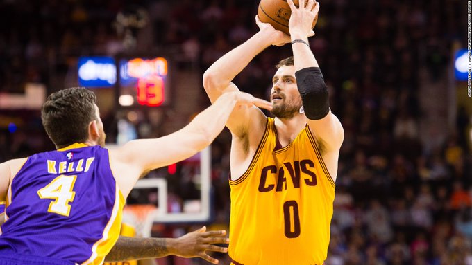 一球不慎偏 一球不慎偏